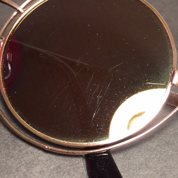 Fashion Sunglasses - Picture 8 of 8